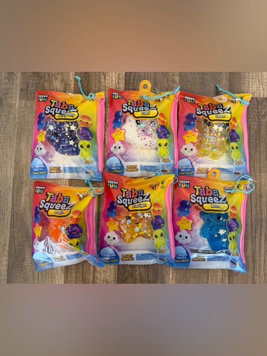 Other - Taba Squeez galaxy full set. Viral HTF